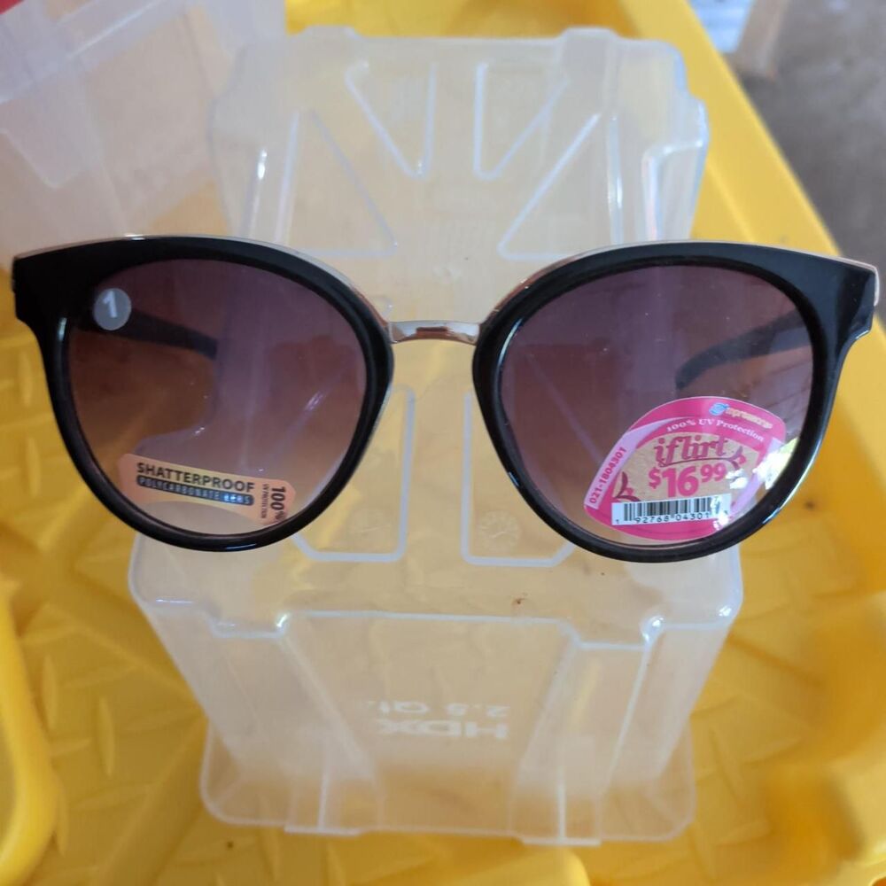 Impressions Women's Black and Brown Sunglasses